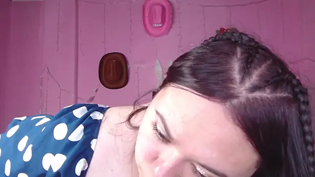 Snapshot of NikkiRous_ chatting on 03-20-25, 03:36 NikkiRous online show from 03-20-25, 03:36