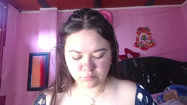 Snapshot of NikkiRous_ chatting on 09-11-25, 12:38 NikkiRous online show from 09-11-25, 12:38