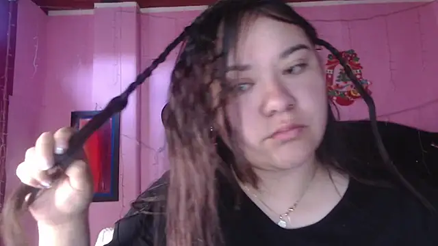 Snapshot of NikkiRous_ chatting on 09-23-25, 12:30 NikkiRous online show from 09-23-25, 12:30