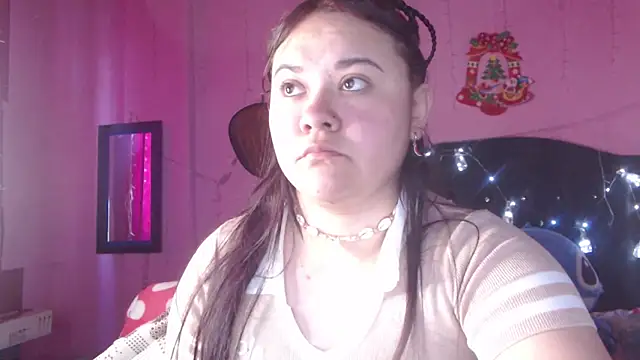 Snapshot of NikkiRous_ chatting on 11-12-25, 12:49 NikkiRous online show from 11-12-25, 12:49