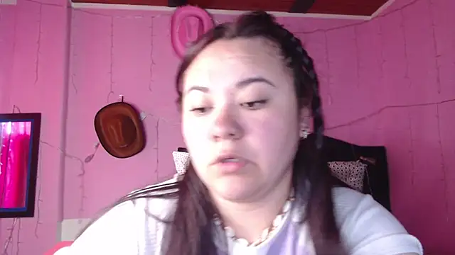 Snapshot of NikkiRous_ chatting on 12-05-25, 01:09 NikkiRous online show from 12-05-25, 01:09