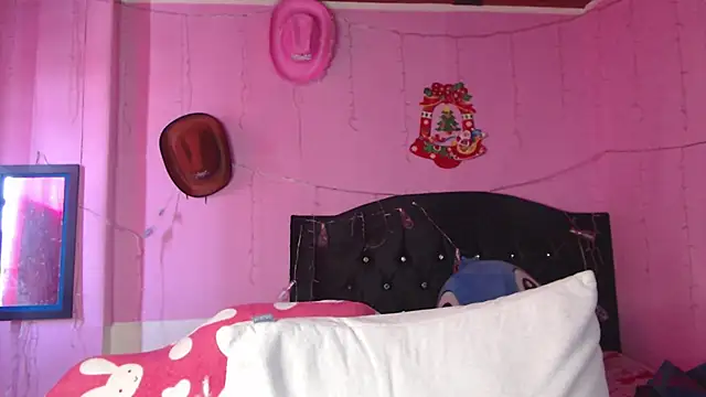 Snapshot of NikkiRous_ chatting on 01-09-26, 01:58 NikkiRous online show from 01-09-26, 01:58