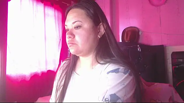 Snapshot of NikkiRous_ chatting on 07-17-26, 01:40 NikkiRous online show from 07-17-26, 01:40