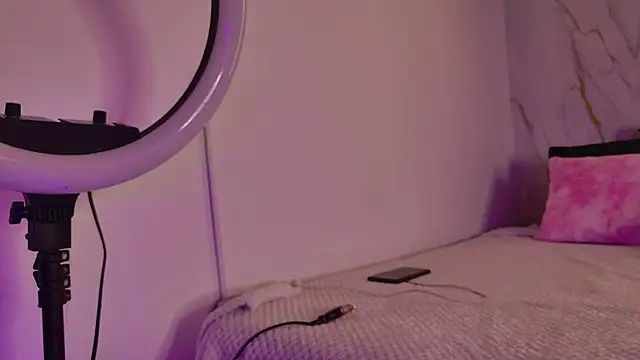 mia 099 online show from 09-20-25, 08:43