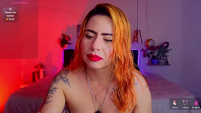 Snapshot of Dulce_charlottee chatting on 10-12-25, 07:35 Dulce charlottee online show from 10-12-25, 07:35