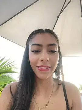 Snapshot of Ema_azel chatting on 12-31-24, 11:31 Ema azel online show from 12-31-24, 11:31