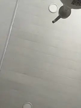 Snapshot of Ema_azel chatting on 10-10-25, 01:54 Ema azel online show from 10-10-25, 01:54