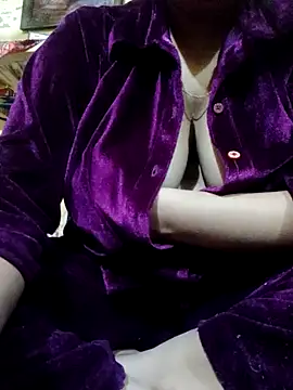 Im Cute online show from 12-10-24, 09:11