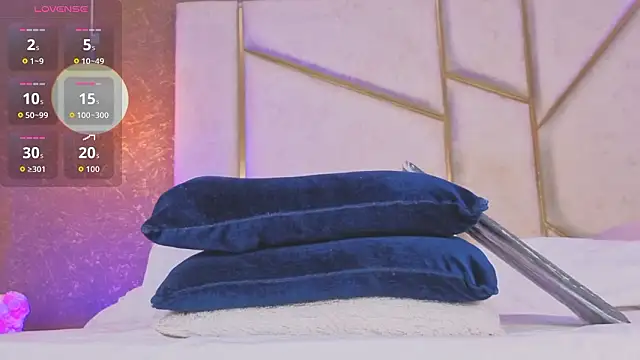 Snapshot of AilishBenson chatting on 02-02-26, 10:30 AilishBenson online show from 02-02-26, 10:30