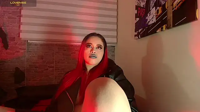 EvaaFoxxy1 online show from 09-28-25, 12:32