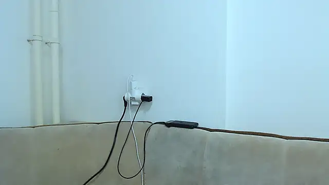 Helen Adams  online show from 12-25-24, 04:22