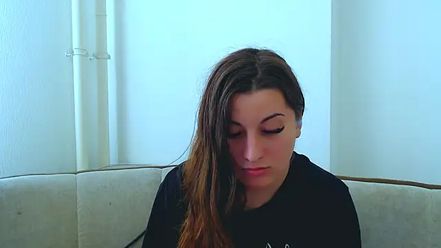 Helen Adams  online show from 03-10-25, 09:43