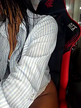 Snapshot of moreninhasilva chatting on 12-20-25, 12:29 moreninhasilva online show from 12-20-25, 12:29