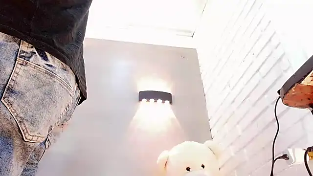 Snapshot of Daniela_Pink_ chatting on 09-22-25, 07:49 Daniela Pink online show from 09-22-25, 07:49