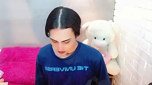 Snapshot of Daniela_Pink_ chatting on 10-25-25, 08:25 Daniela Pink online show from 10-25-25, 08:25