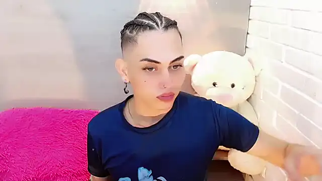 Snapshot of Daniela_Pink_ chatting on 11-20-25, 07:46 Daniela Pink online show from 11-20-25, 07:46