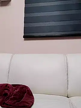 Snapshot of StripArt_ chatting on 12-19-24, 05:07 StripArt online show from 12-19-24, 05:07