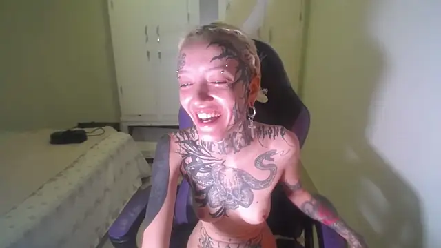 barbara anal squirt  online show from 10-15-25, 08:42