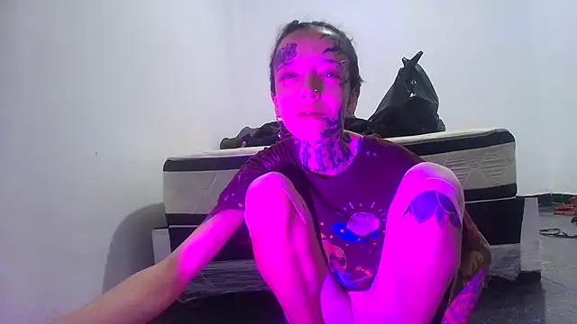 Snapshot of barbara_anal_squirt_ chatting on 06-27-26, 11:26 barbara anal squirt online show from 06-27-26, 11:26