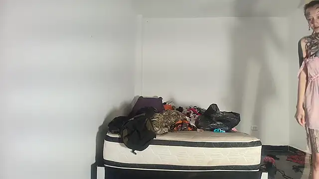 Snapshot of barbara_anal_squirt_ chatting on 06-27-26, 12:22 barbara anal squirt online show from 06-27-26, 12:22