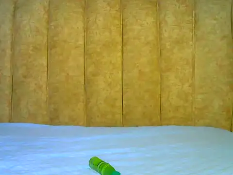 CarlaBeckky online show from 01-08-25, 04:11