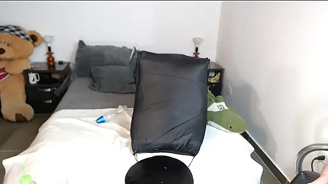 KRISTAL  JACKSON online show from 03-14-25, 12:51