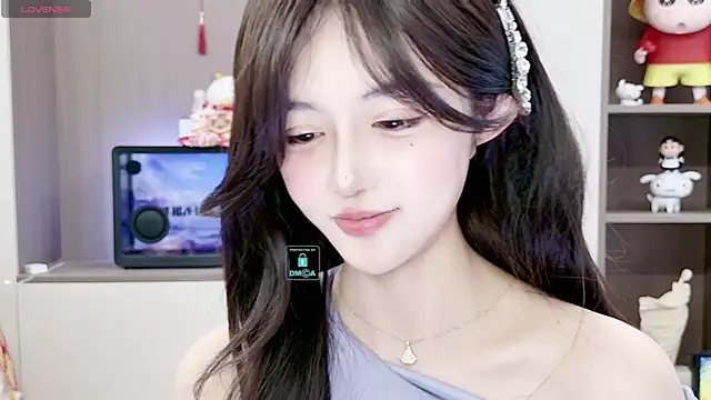 Snapshot of Duduludululu chatting on 02-08-25, 09:35 Duduludululu online show from 02-08-25, 09:35