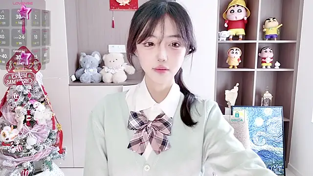 Snapshot of Duduludululu chatting on 02-19-25, 05:05 Duduludululu online show from 02-19-25, 05:05