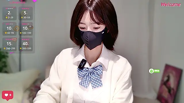 Snapshot of Duduludululu chatting on 09-20-25, 06:58 Duduludululu online show from 09-20-25, 06:58