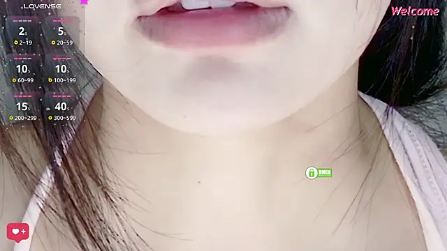 Snapshot of Duduludululu chatting on 09-28-25, 07:58 Duduludululu online show from 09-28-25, 07:58