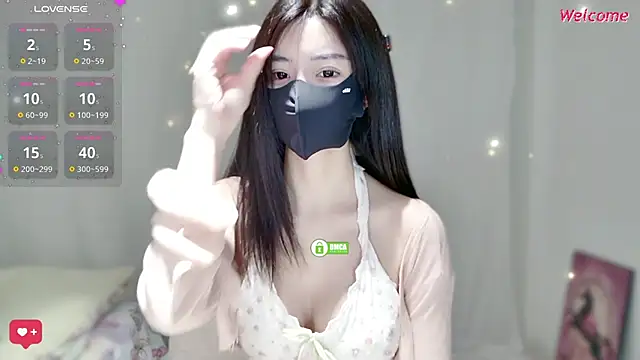 Snapshot of Duduludululu chatting on 10-26-25, 07:36 Duduludululu online show from 10-26-25, 07:36