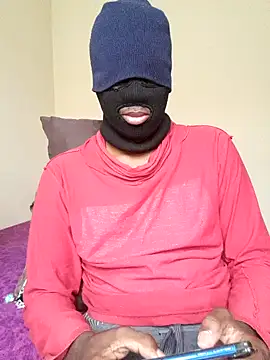 Snapshot of Gifttheskimaskboy chatting on 03-19-25, 07:07 Gifttheskimaskboy online show from 03-19-25, 07:07