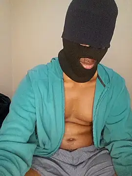 Snapshot of Gifttheskimaskboy chatting on 03-21-25, 04:39 Gifttheskimaskboy online show from 03-21-25, 04:39