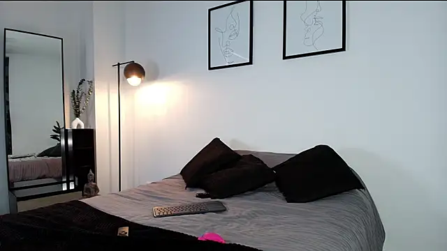 milaivanova online show from 01-25-25, 06:35