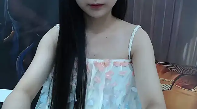 Snapshot of KaleAnisa chatting on 02-22-25, 03:12 KaleAnisa online show from 02-22-25, 03:12