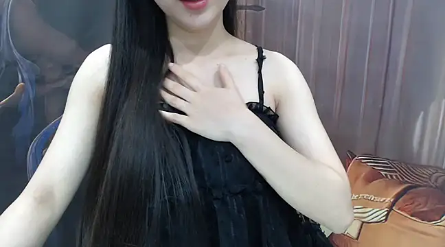 Snapshot of KaleAnisa chatting on 02-26-25, 04:25 KaleAnisa online show from 02-26-25, 04:25