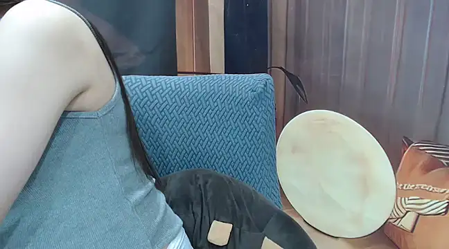 Snapshot of KaleAnisa chatting on 03-11-25, 10:40 KaleAnisa online show from 03-11-25, 10:40