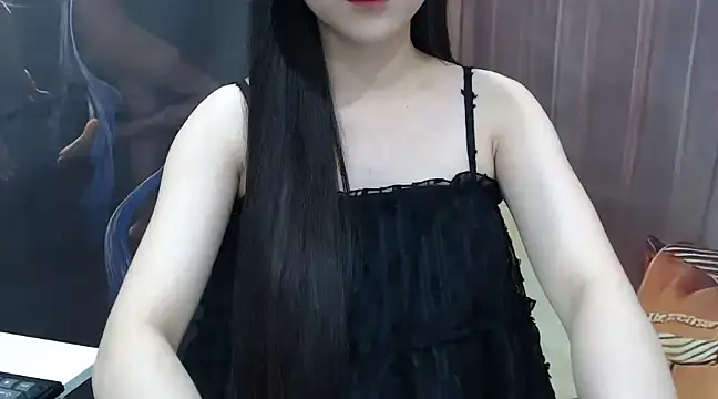 Snapshot of KaleAnisa chatting on 03-13-25, 07:42 KaleAnisa online show from 03-13-25, 07:42