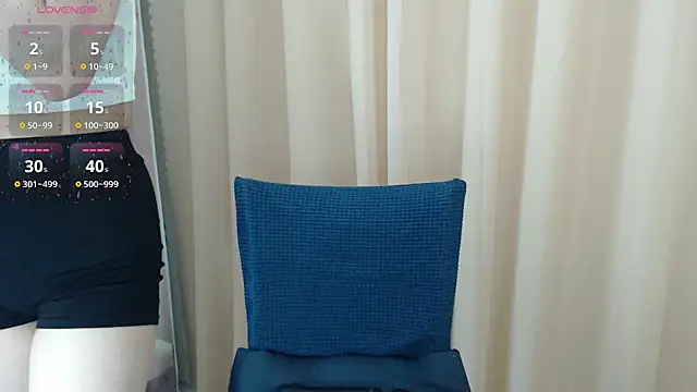 Snapshot of KaleAnisa chatting on 10-11-25, 02:11 KaleAnisa online show from 10-11-25, 02:11