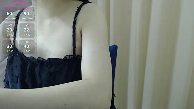 Snapshot of KaleAnisa chatting on 10-23-25, 01:27 KaleAnisa online show from 10-23-25, 01:27