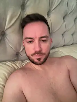 Snapshot of bobbylee2023 chatting on 01-10-25, 12:47 bobbylee2023 online show from 01-10-25, 12:47