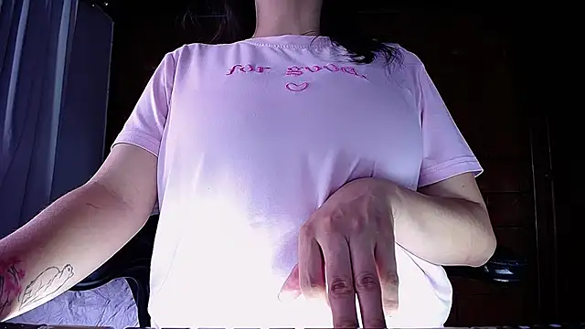 Maira B online show from 11-15-25, 06:48