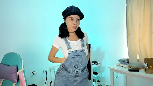 WandaDoll online show from 03-13-25, 02:33