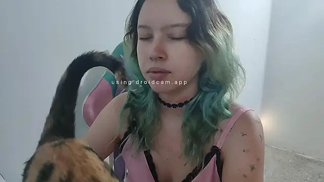 WandaDoll online show from 10-18-25, 12:06