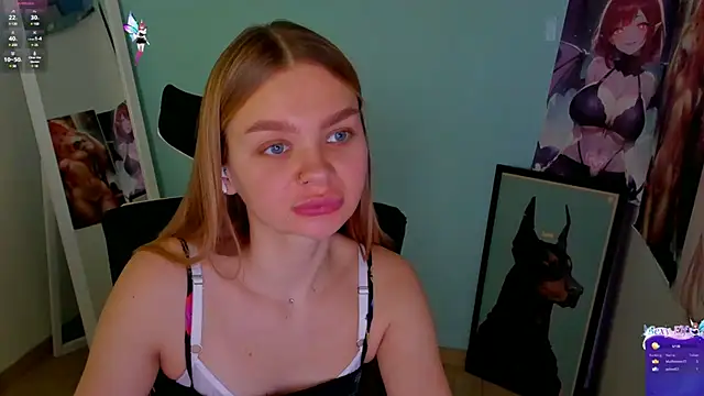 Snapshot of Molly_sweetie chatting on 12-09-24, 10:00 Molly sweetie online show from 12-09-24, 10:00