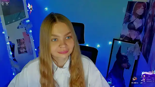 Snapshot of Molly_sweetie chatting on 12-17-24, 07:07 Molly sweetie online show from 12-17-24, 07:07