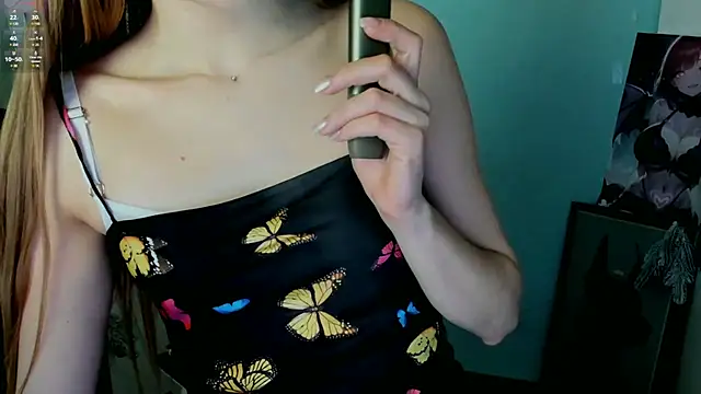 Snapshot of Molly_sweetie chatting on 01-10-25, 09:55 Molly sweetie online show from 01-10-25, 09:55