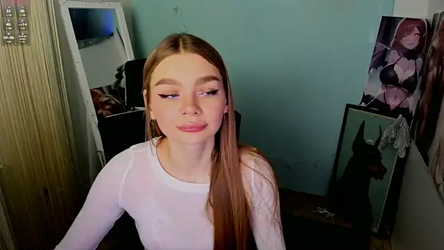 Snapshot of Molly_sweetie chatting on 01-11-25, 07:06 Molly sweetie online show from 01-11-25, 07:06