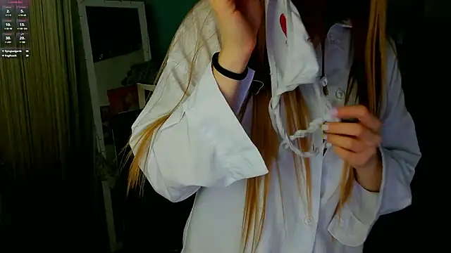 Snapshot of Molly_sweetie chatting on 01-23-25, 10:22 Molly sweetie online show from 01-23-25, 10:22