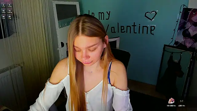 Snapshot of Molly_sweetie chatting on 02-09-25, 07:05 Molly sweetie online show from 02-09-25, 07:05